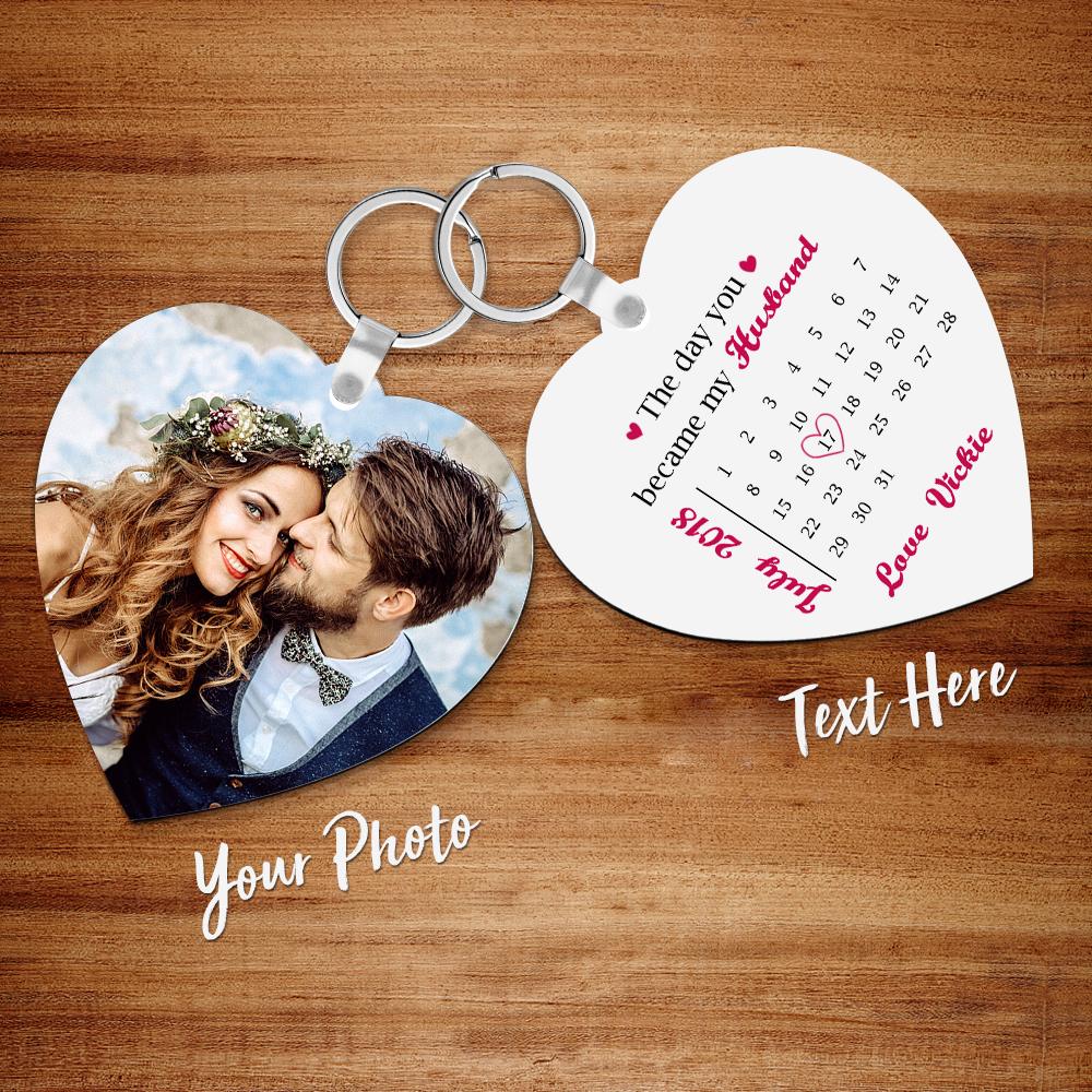 Custom Photo Engraved Keychain Heart Shaped Personalised Calendar Keyring Gift For Lover
